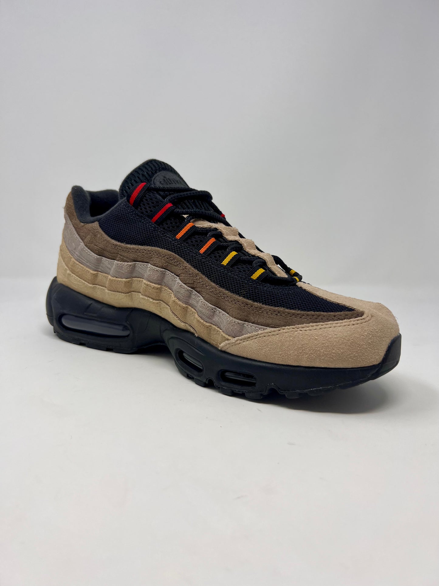 Nike Air Max 95 Off Noir Limestone UK10