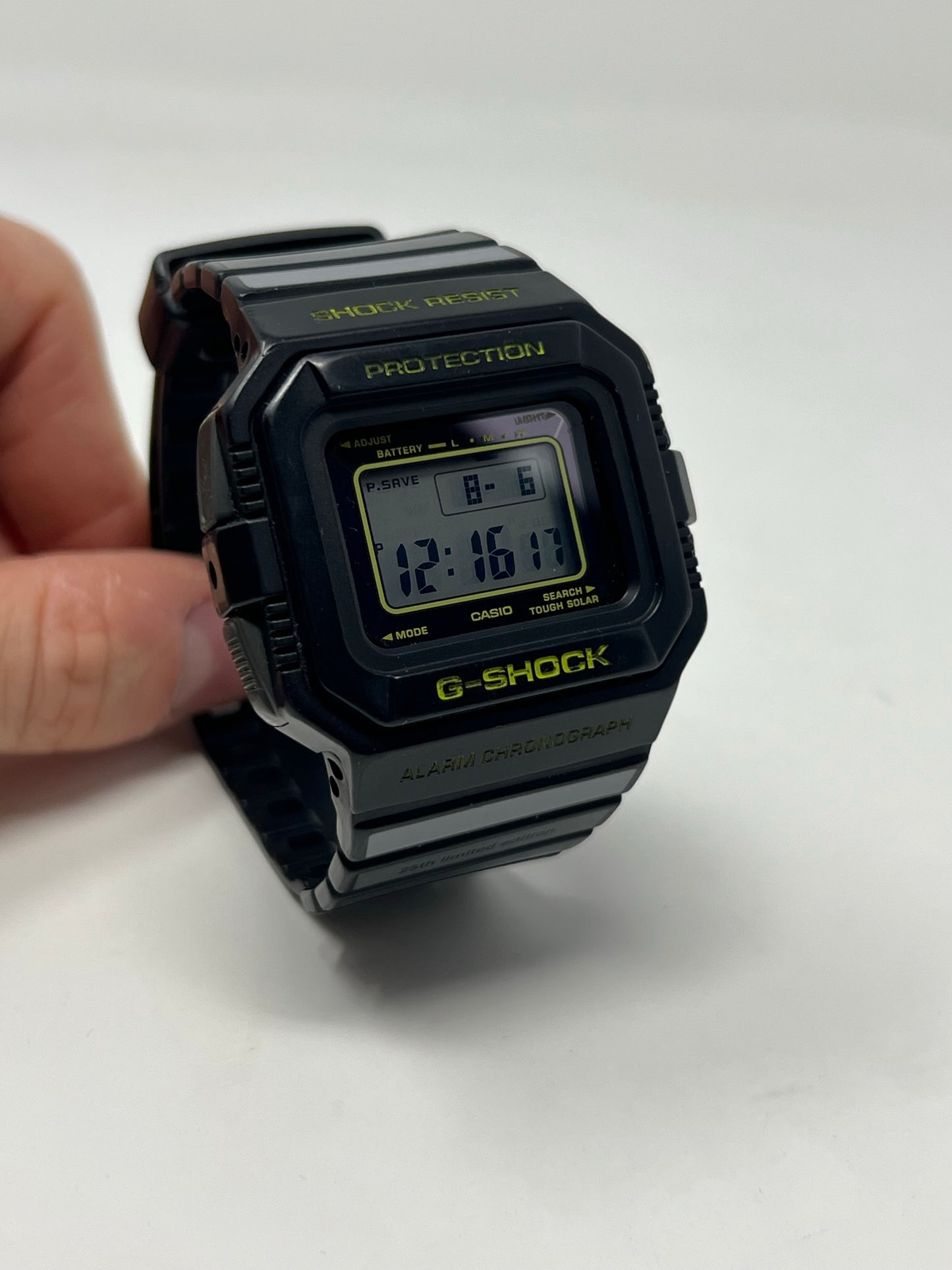 KIKS TYO 25th Anniversary Limited OG Neon 95 G-SHOCK