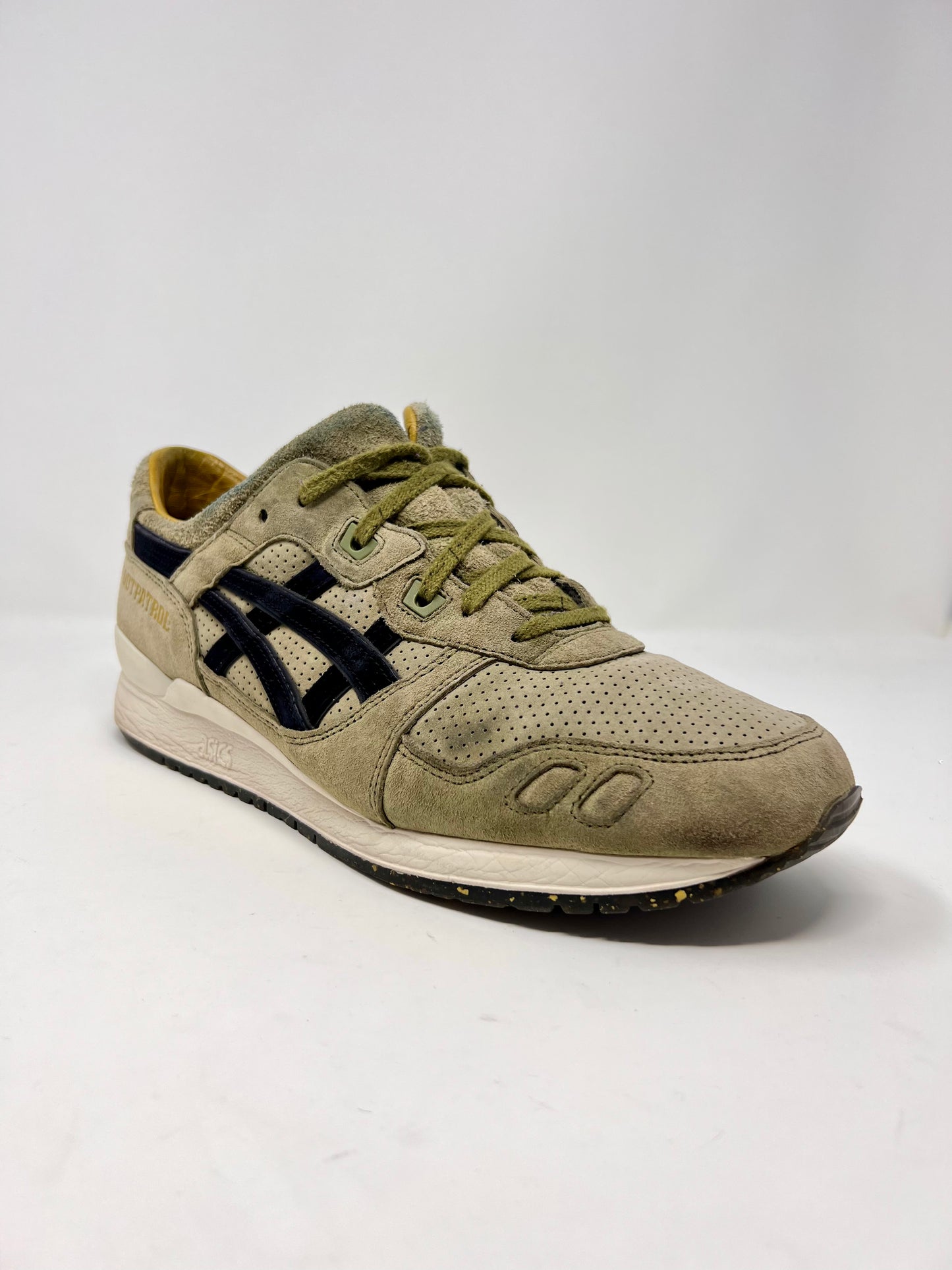 Asics Gel-Light III Footpatrol Squad UK11