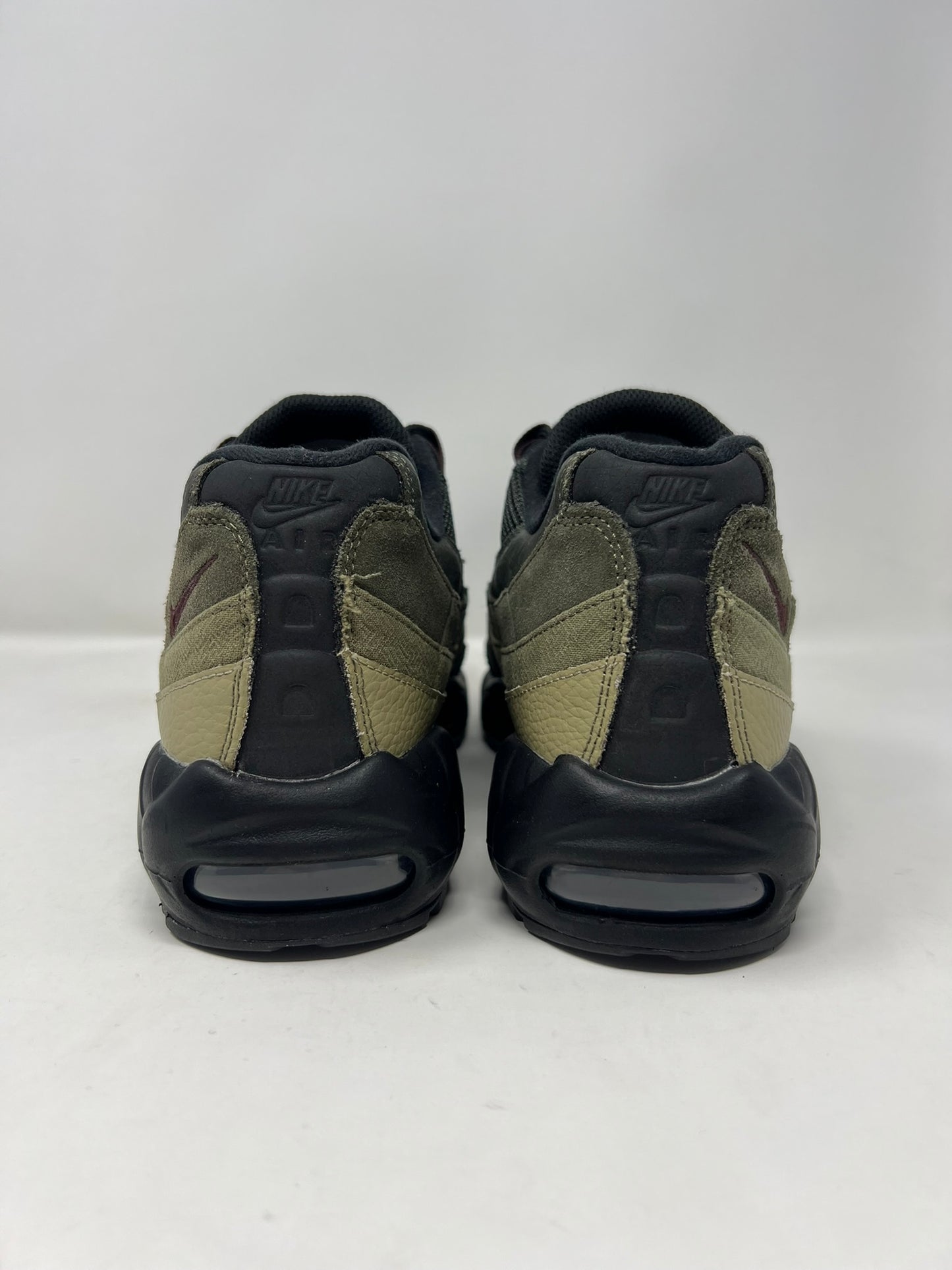 Nike Air Max 95 Black Earth UK11