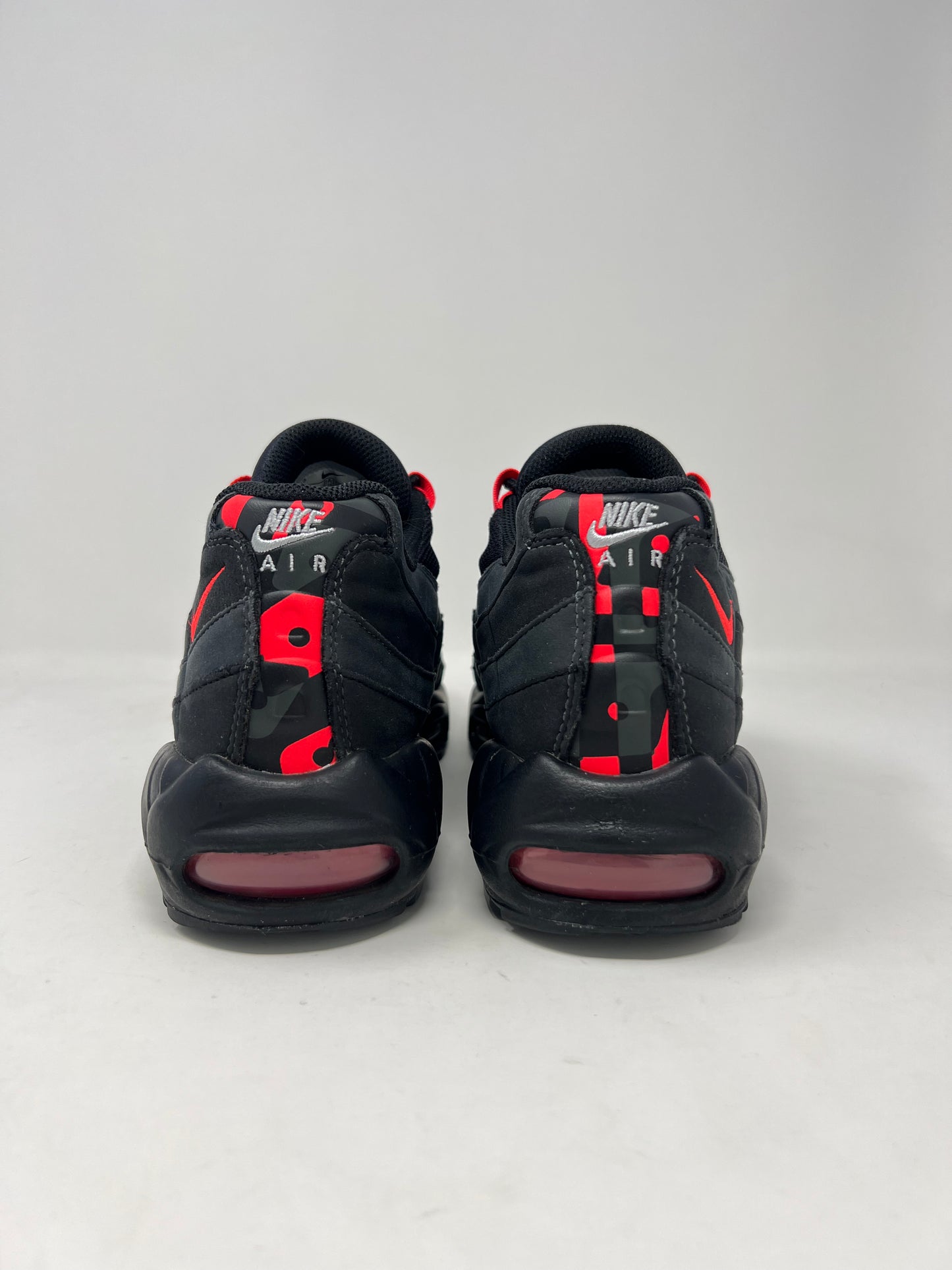 Nike Air Max 95 Black Laser Crimson UK8