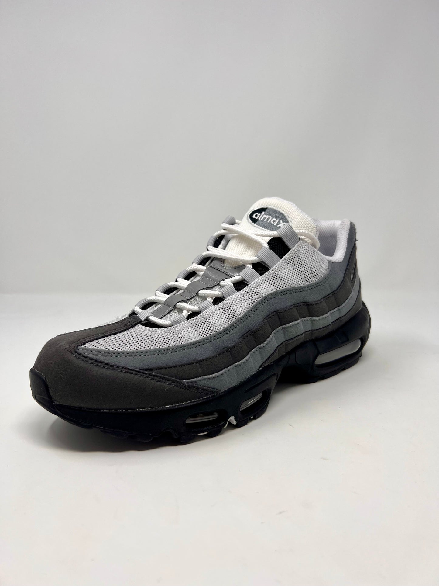 Nike Air Max 95 Jewel Swoosh Grey UK8.5