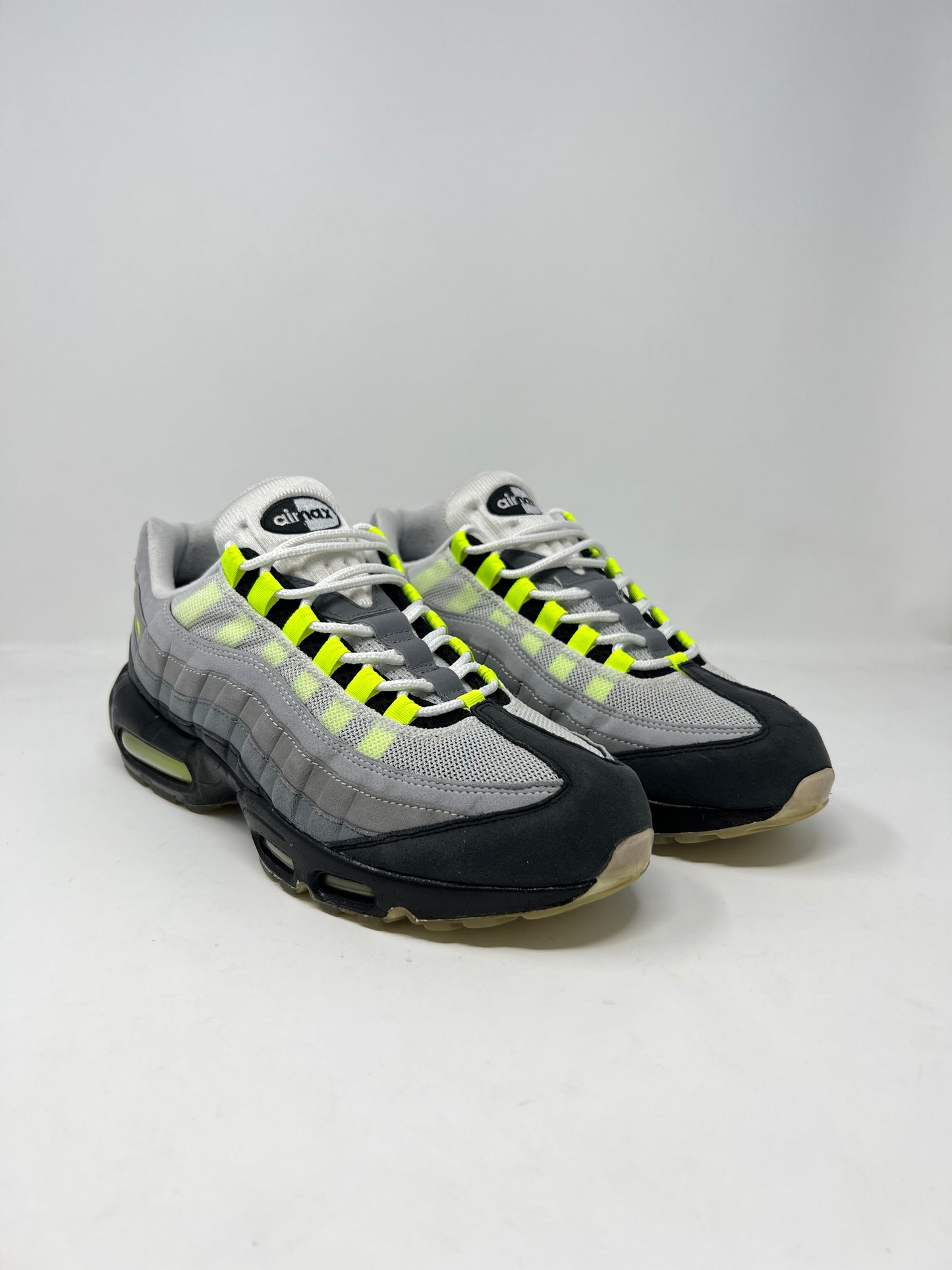 Nike Air Max 95 Neon Black Toe ID UK8.5