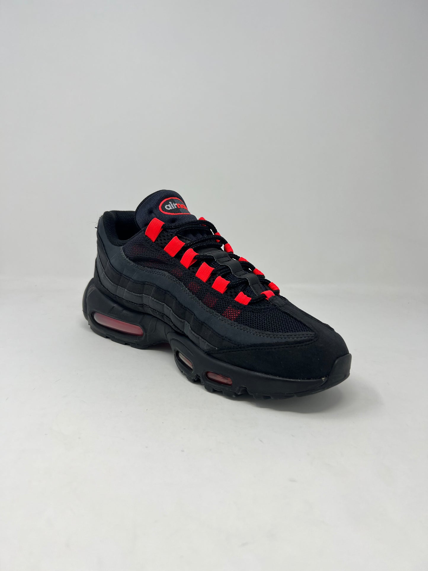 Nike Air Max 95 Black Laser Crimson UK8