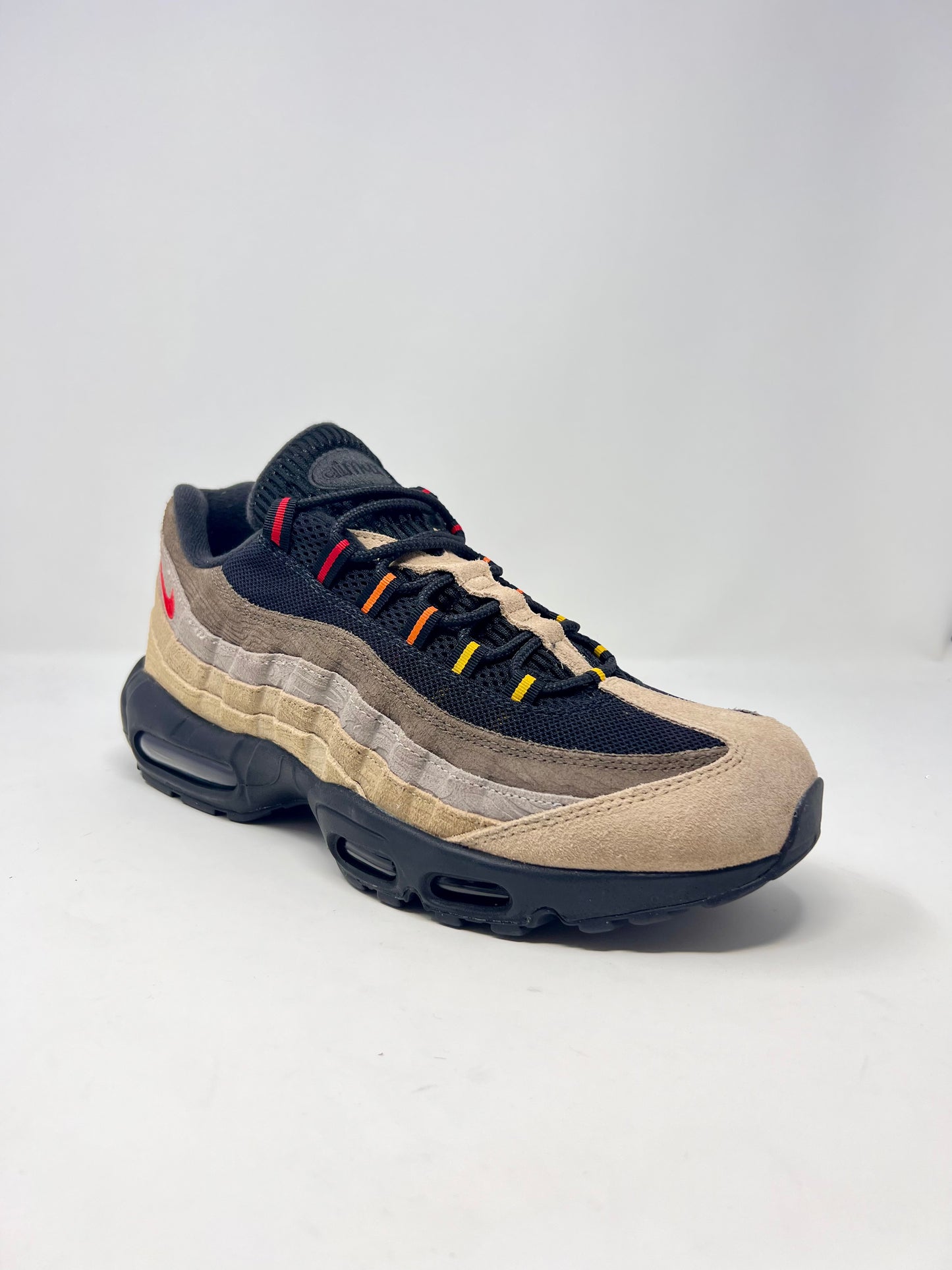 Nike Air Max 95 Off Noir Limestone UK11