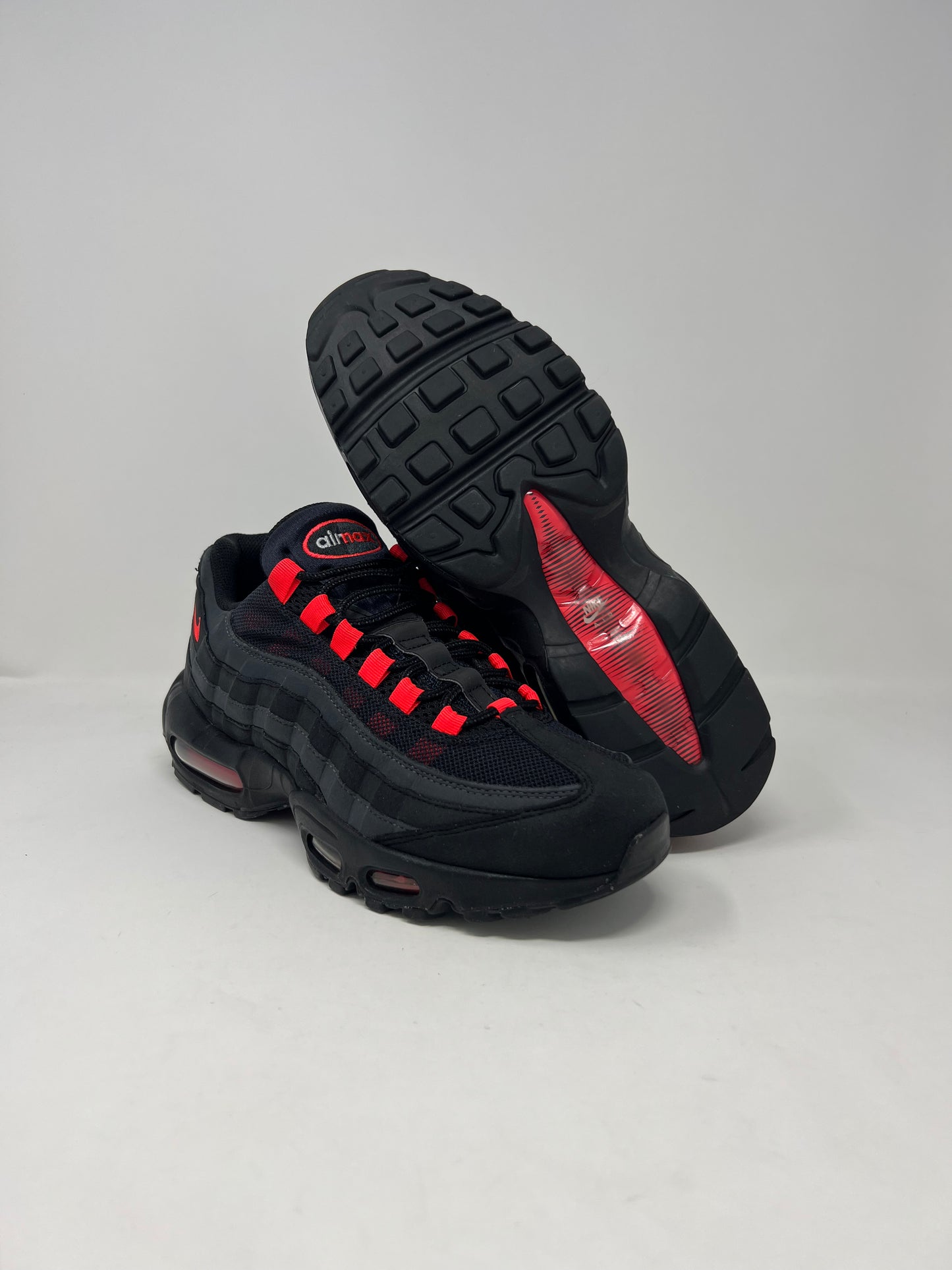 Nike Air Max 95 Black Laser Crimson UK8