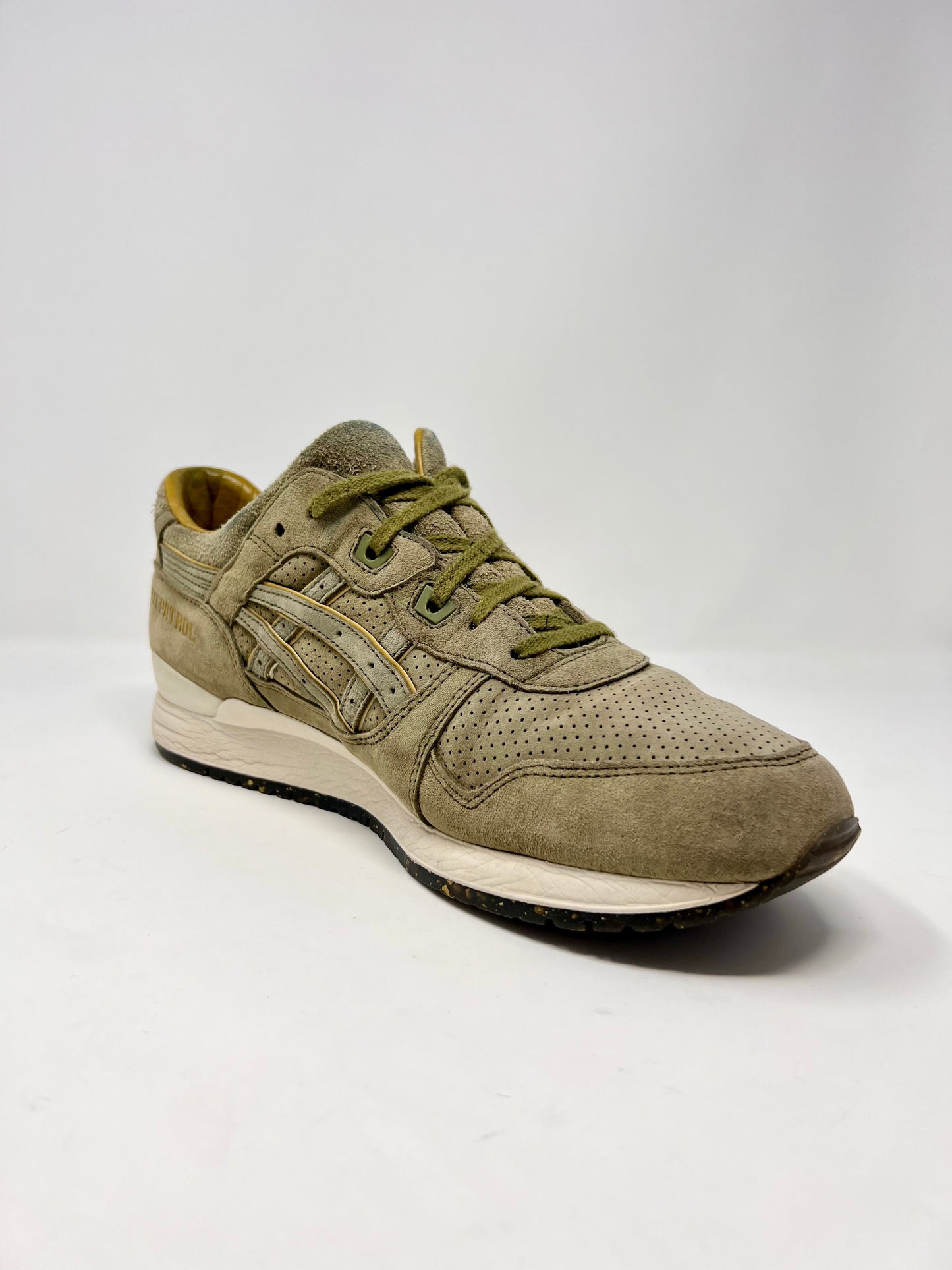 Asics Gel-Light III Footpatrol Squad UK11