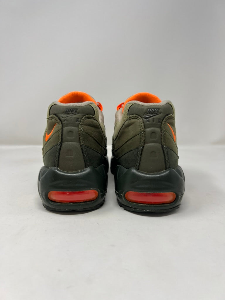Nike Air Max 95 Neutral Olive Total Orange UK6.5