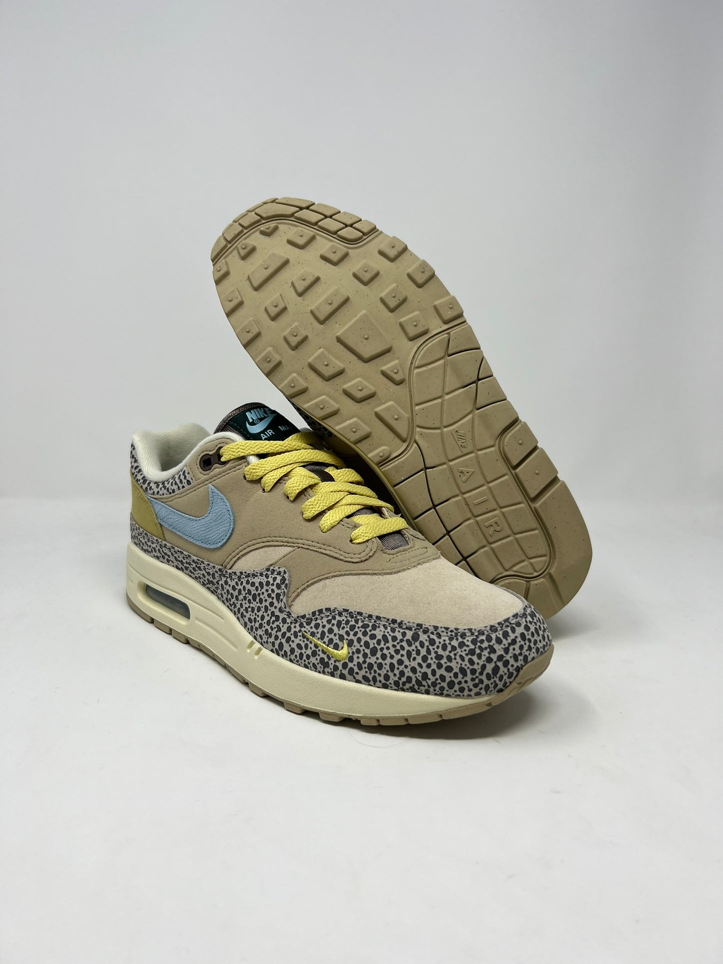 Nike Air Max 1 Safari Cobblestone UK8 Brand New