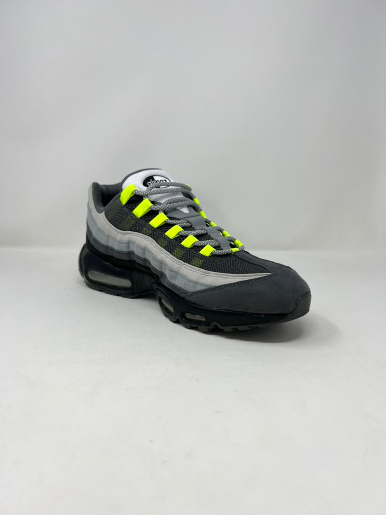 Nike Air Max 95 Neon ID UK11