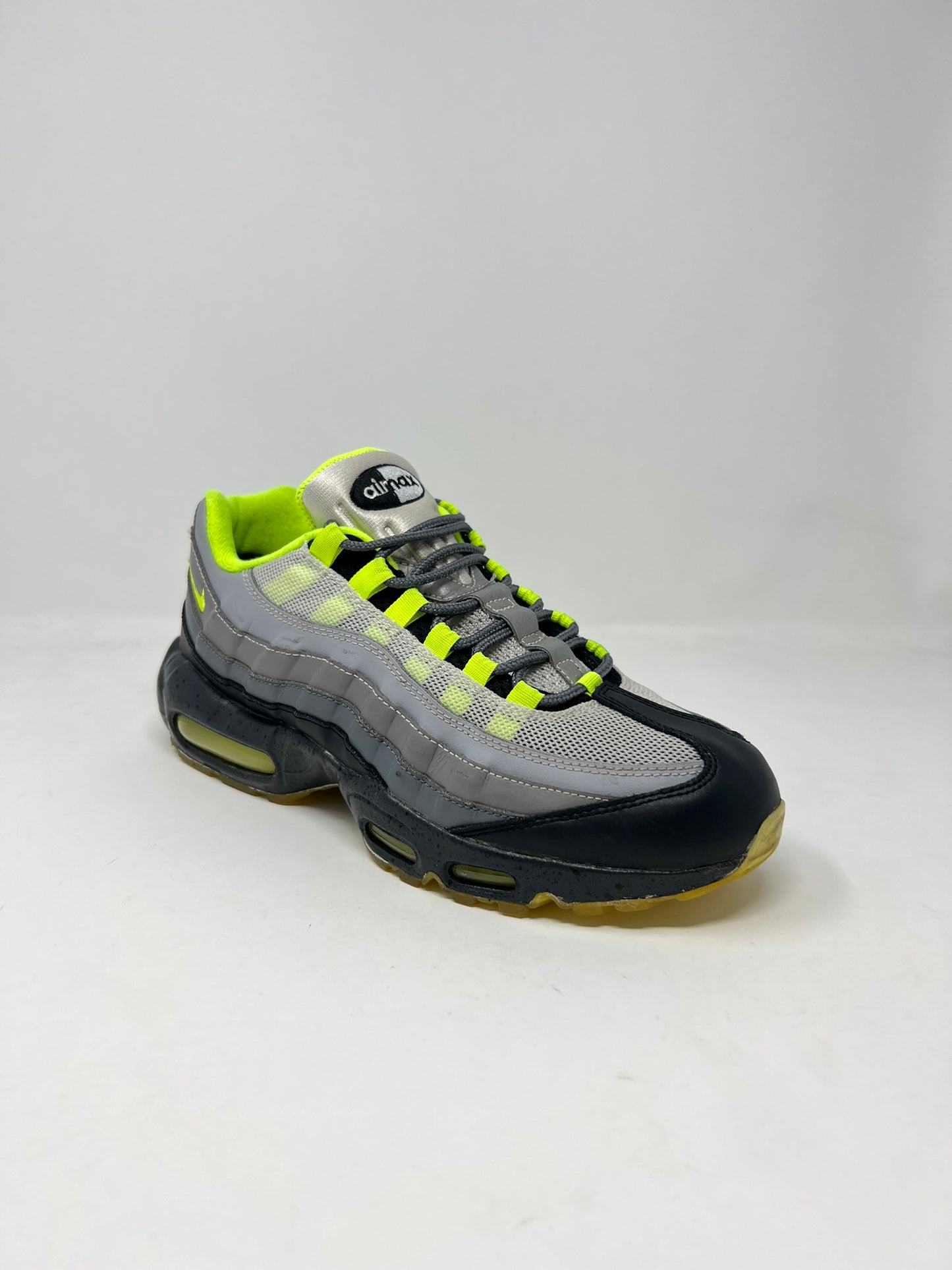 Nike Air Max 95 Neon ID UK7.5