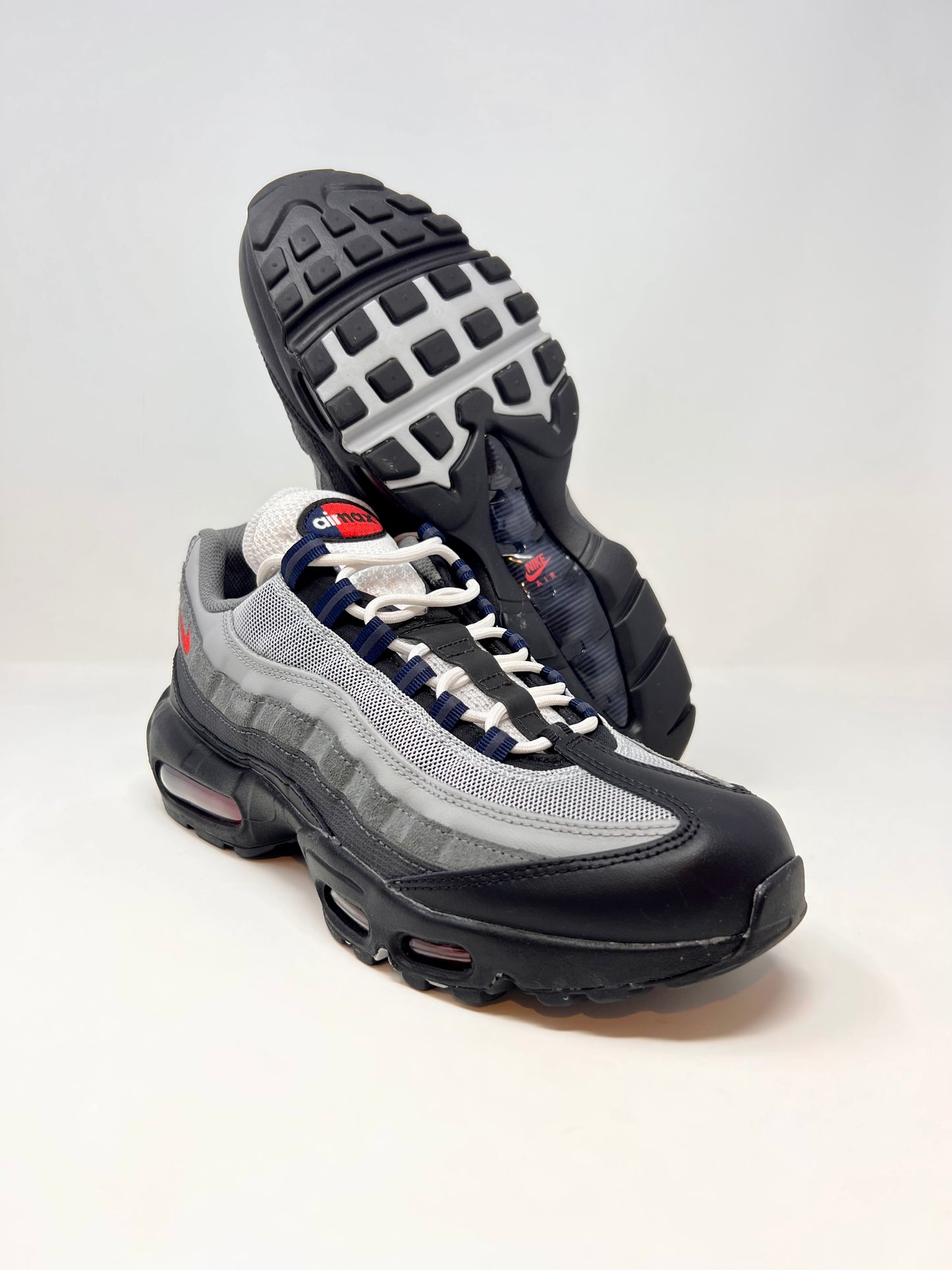Nike Air Max 95 Track Red UK8.5