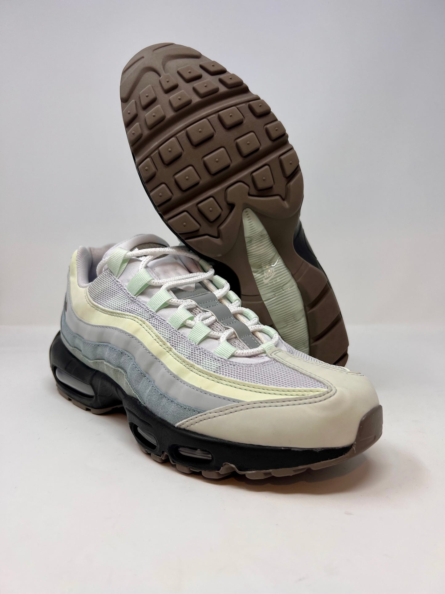 Nike Air Max 95 Sequoia Dusty Sage UK9
