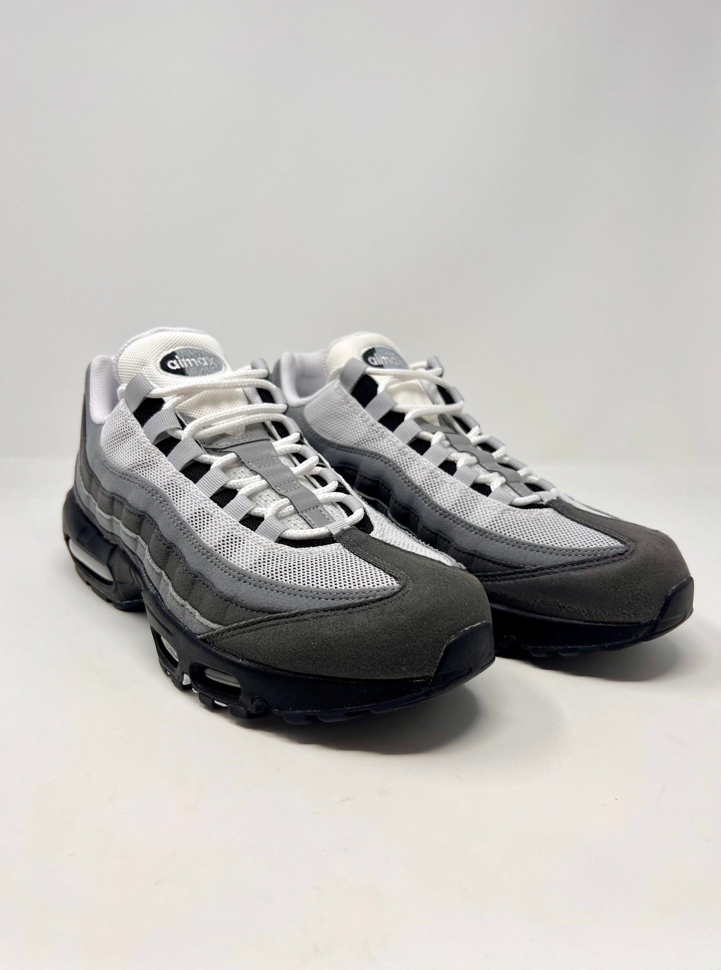 Nike Air Max 95 Jewel Swoosh Grey UK8.5