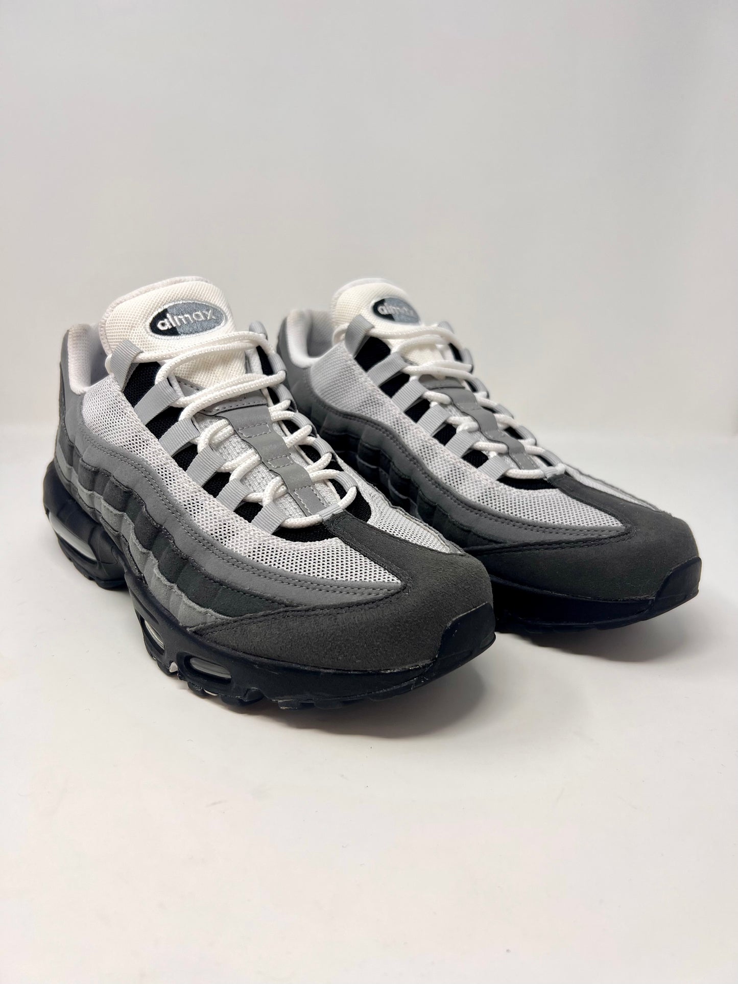 Nike Air Max 95 Jewel Swoosh Grey UK8