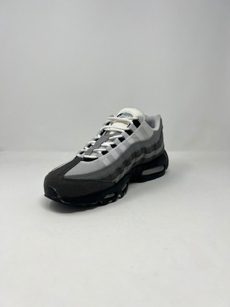 Nike Air Max 95 Jewel Swoosh Grey UK8