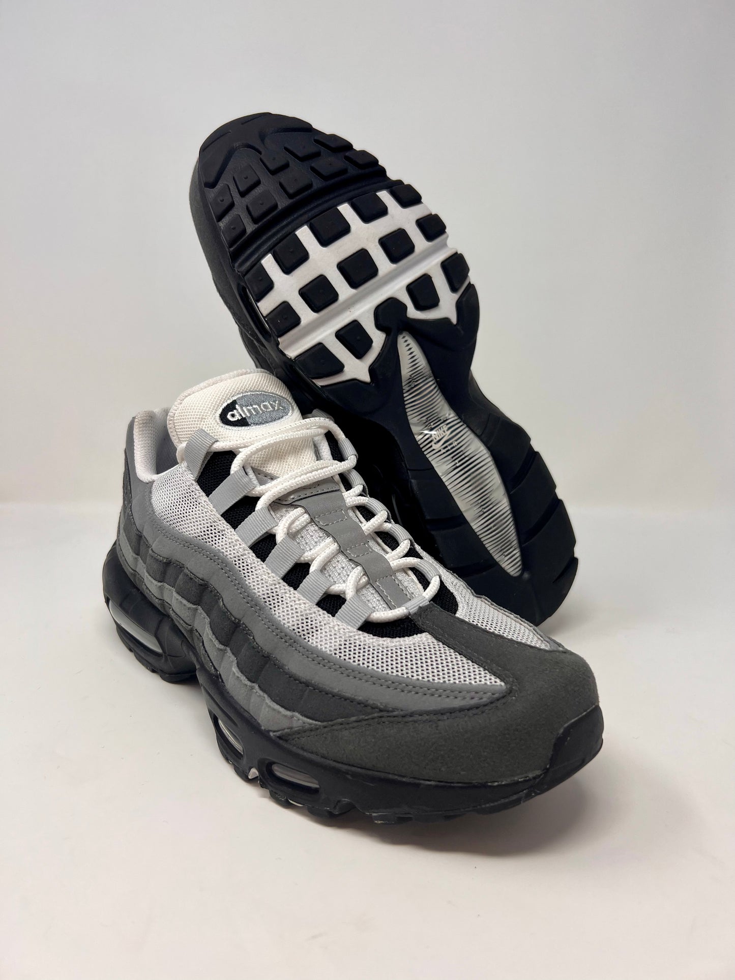 Nike Air Max 95 Jewel Swoosh Grey UK8