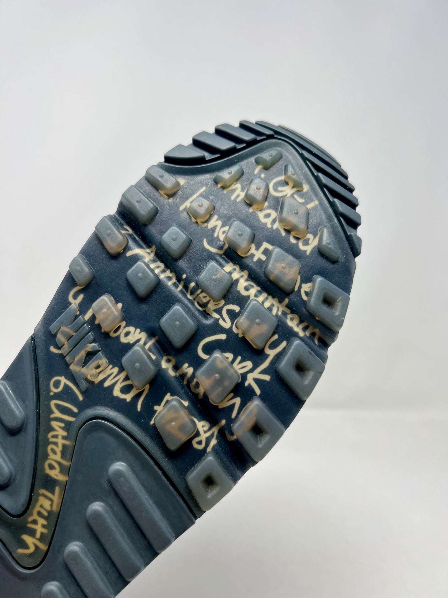 Nike Air Max 90 Mixtape Side B UK8 Look See Sample
