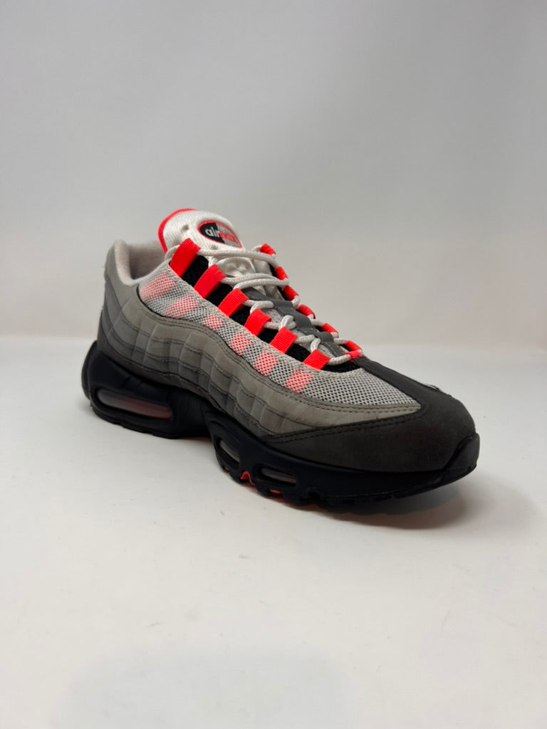 Nike Air Max 95 Solar Red 2018 UK9.5
