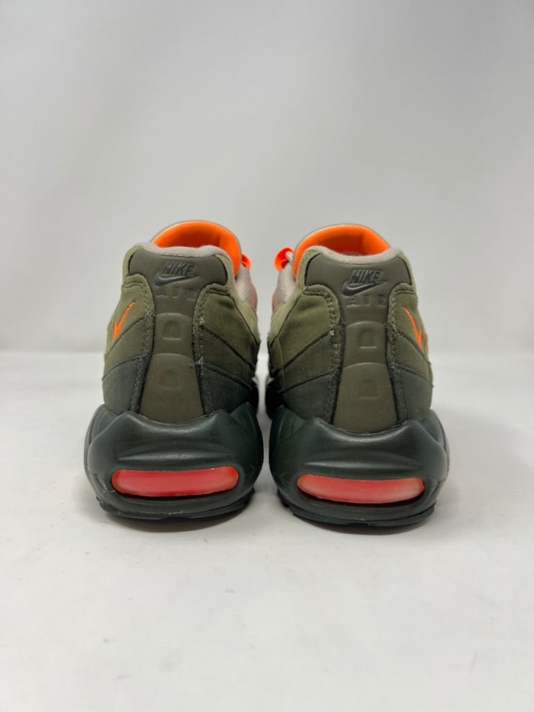 Nike Air Max 95 Total Orange UK10