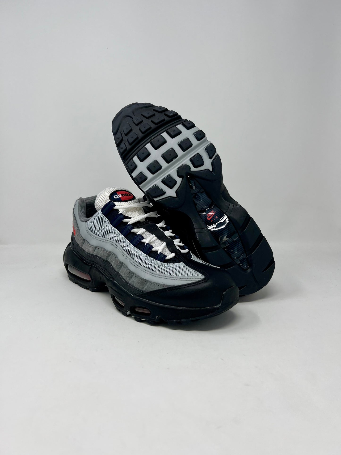Nike Air Max 95 Track Red UK8 Brand New