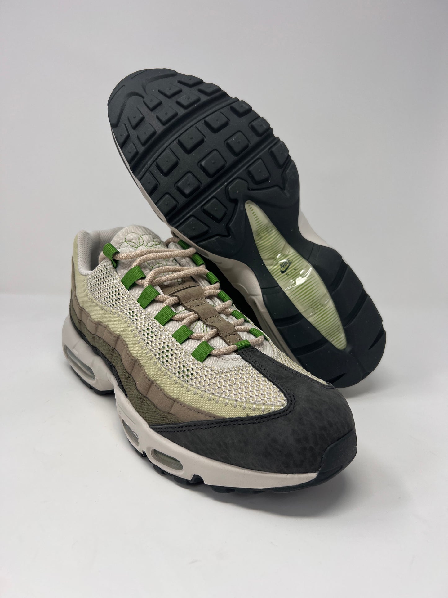 Nike Air Max 95 Earth Day