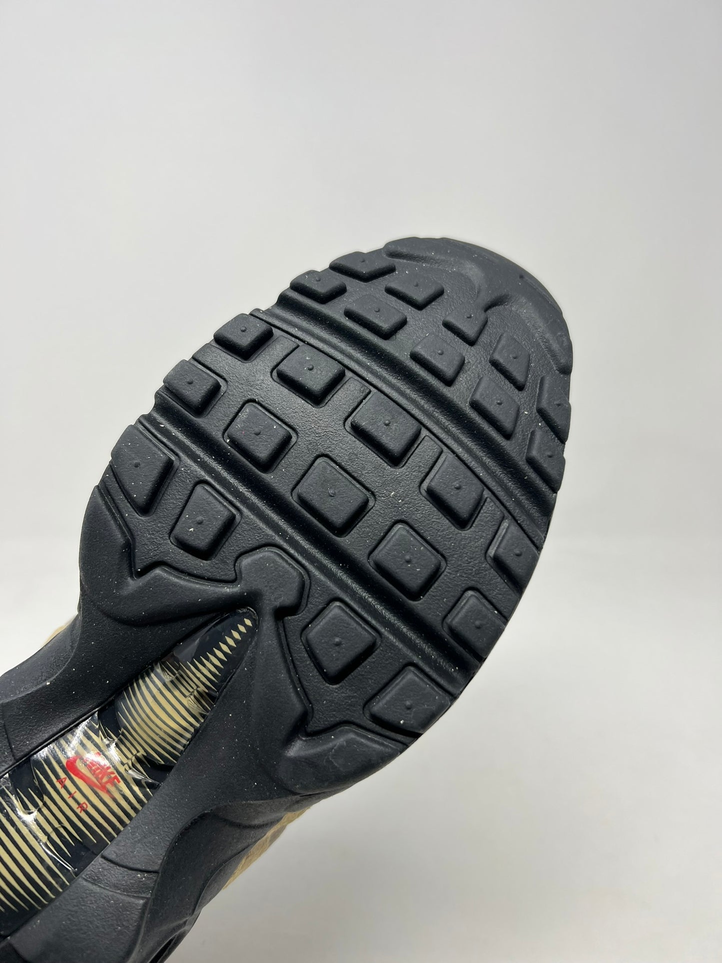 Nike Air Max 95 Off Noir Limestone UK8 Brand New