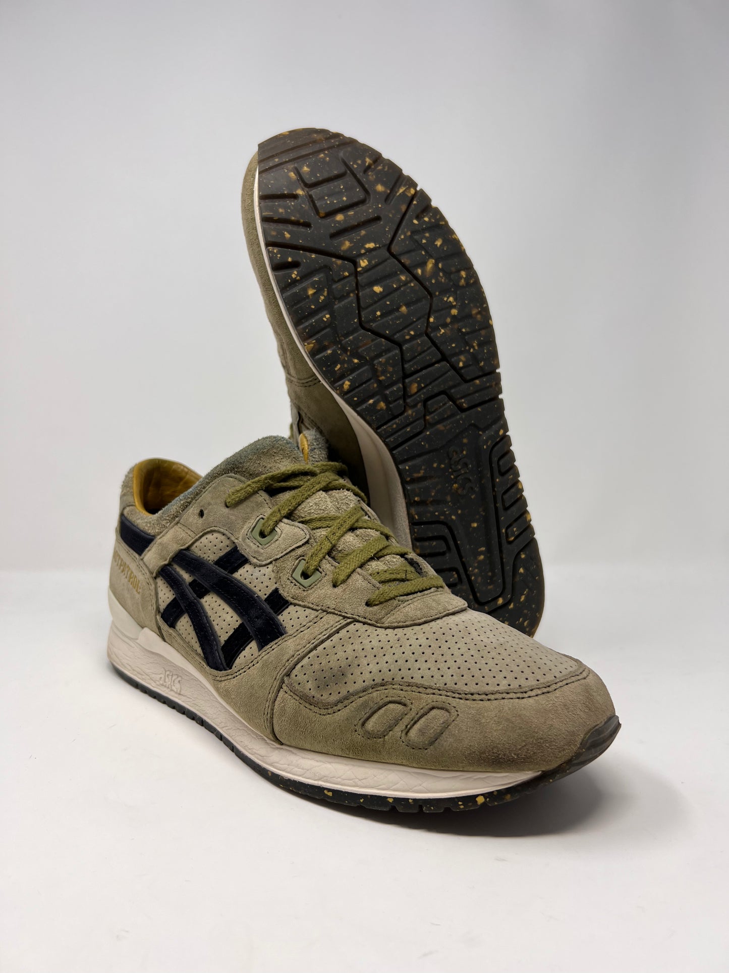 Asics Gel-Light III Footpatrol Squad UK11