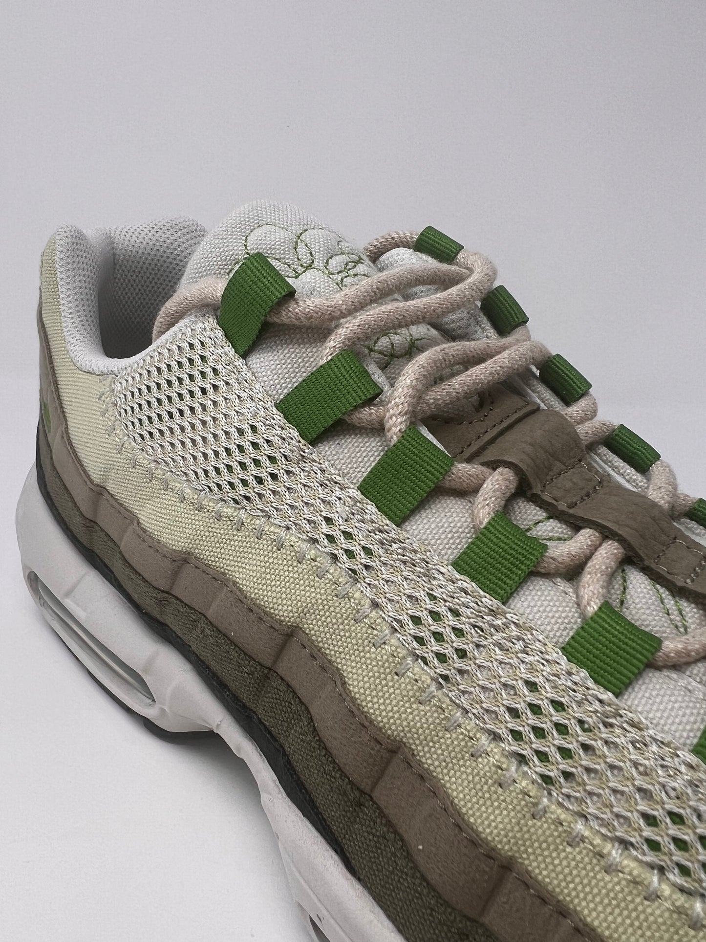 Nike Air Max 95 Earth Day