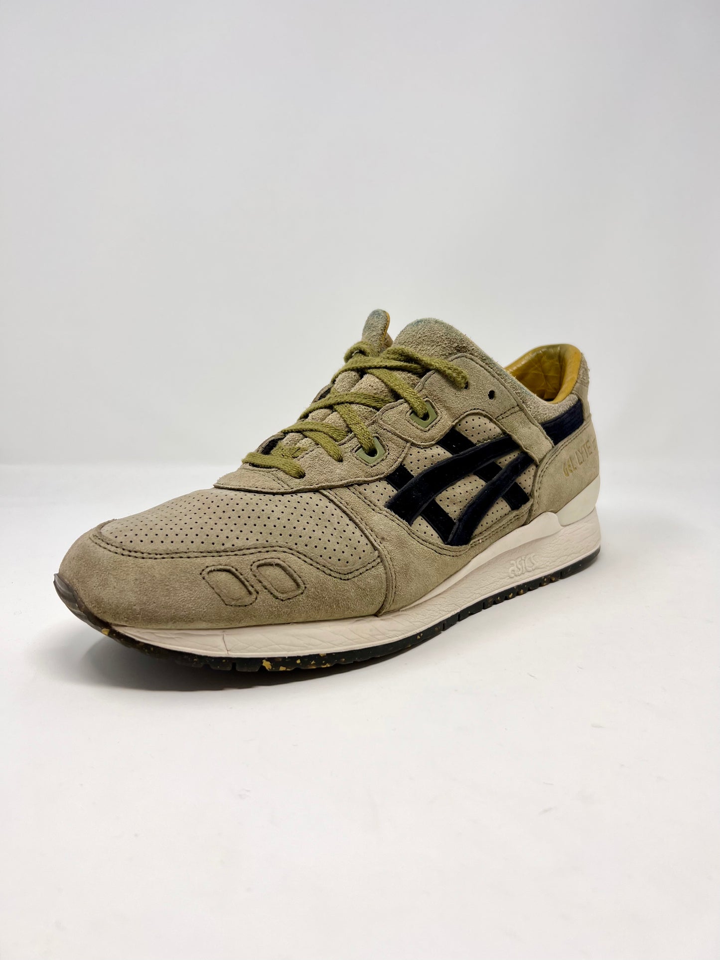 Asics Gel-Light III Footpatrol Squad UK11