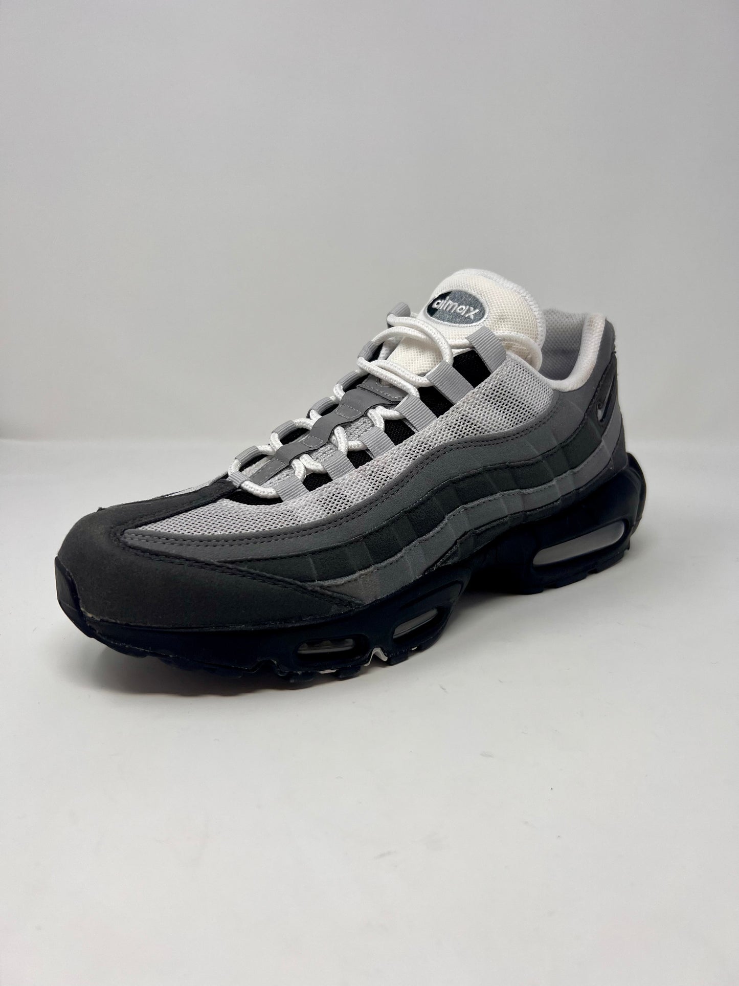 Nike Air Max 95 Jewel Swoosh Grey UK8