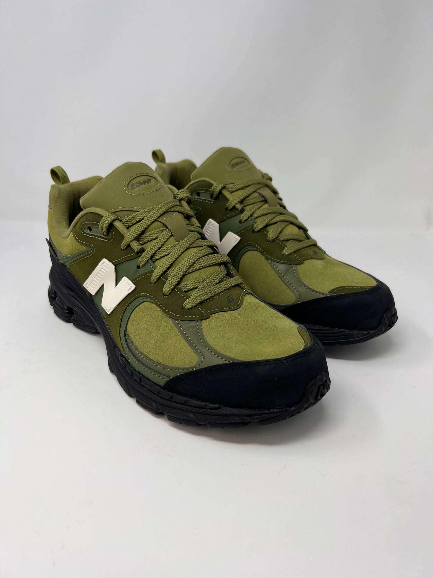 New Balance 2002r Basement Moss Green