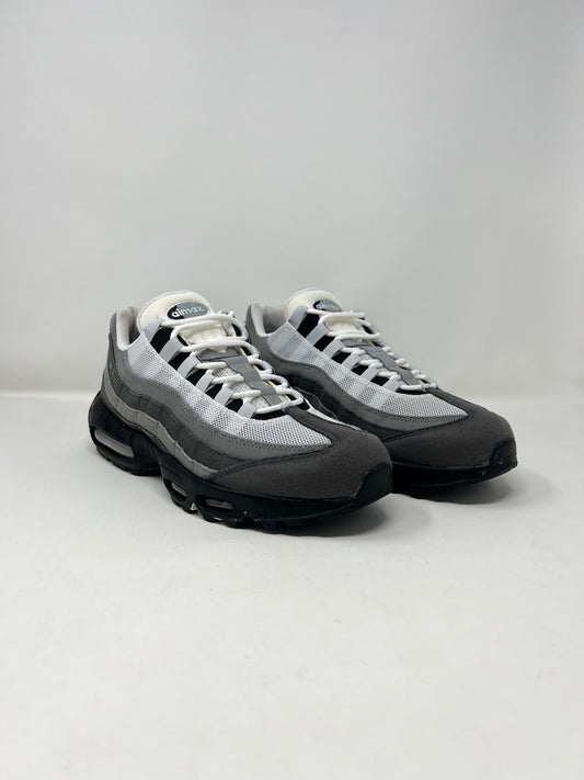 Nike Air Max 95 Jewel Swoosh Grey UK9.5