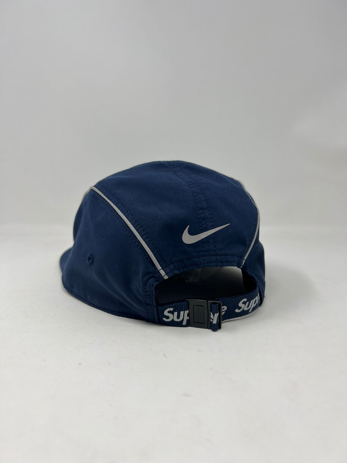 Supreme Nike Air Max Running Hat Navy