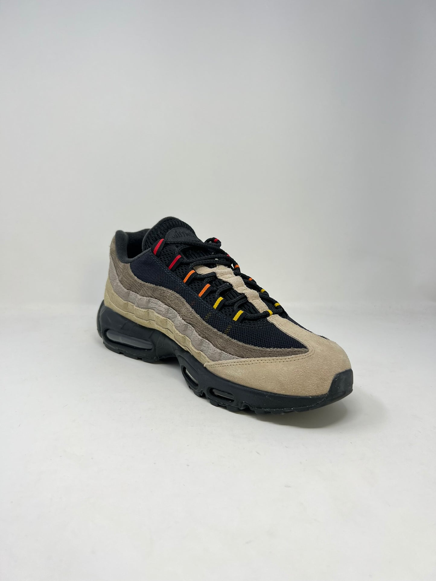 Nike Air Max 95 Off Noir Limestone UK11.5