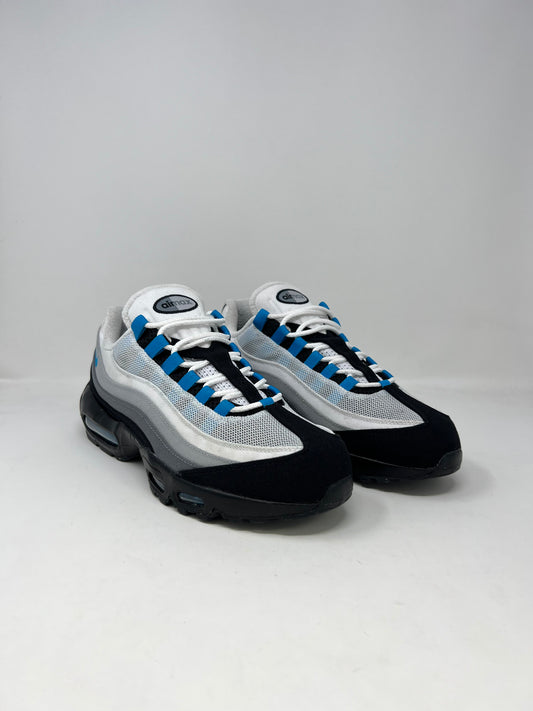 Nike Air Max 95 ID Photo Blue UK8