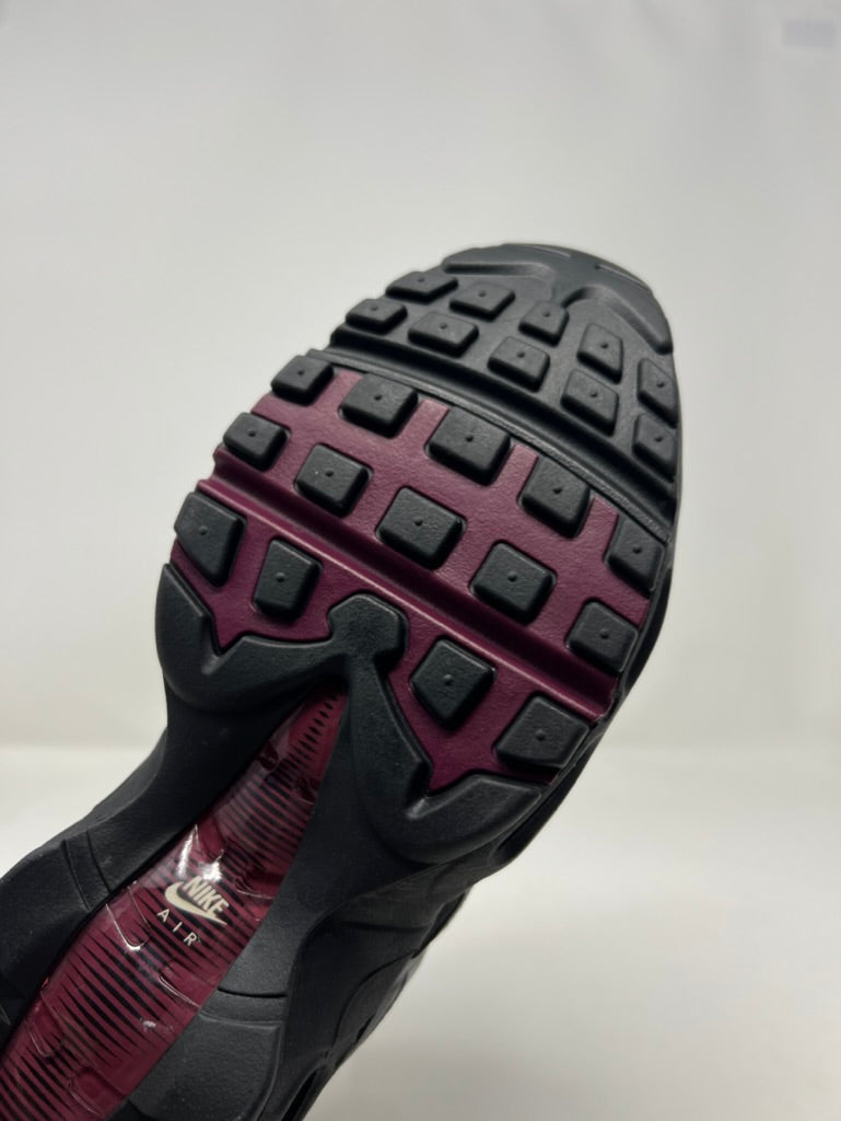 Nike Air Max 95 Dark Beetroot UK9 Brand New