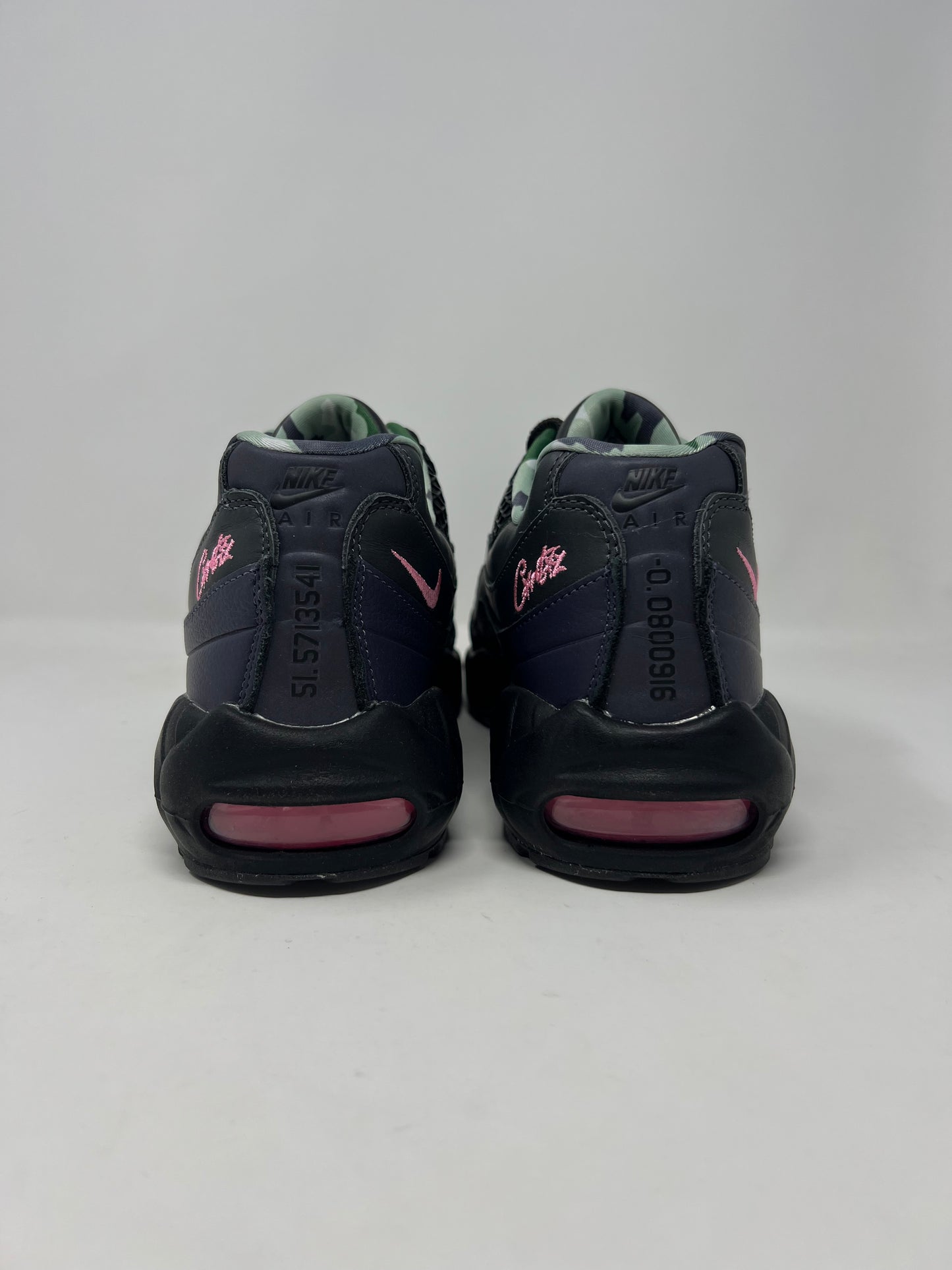 Nike Air Max 95 Corteiz Pink Beam UK9.5 Brand New