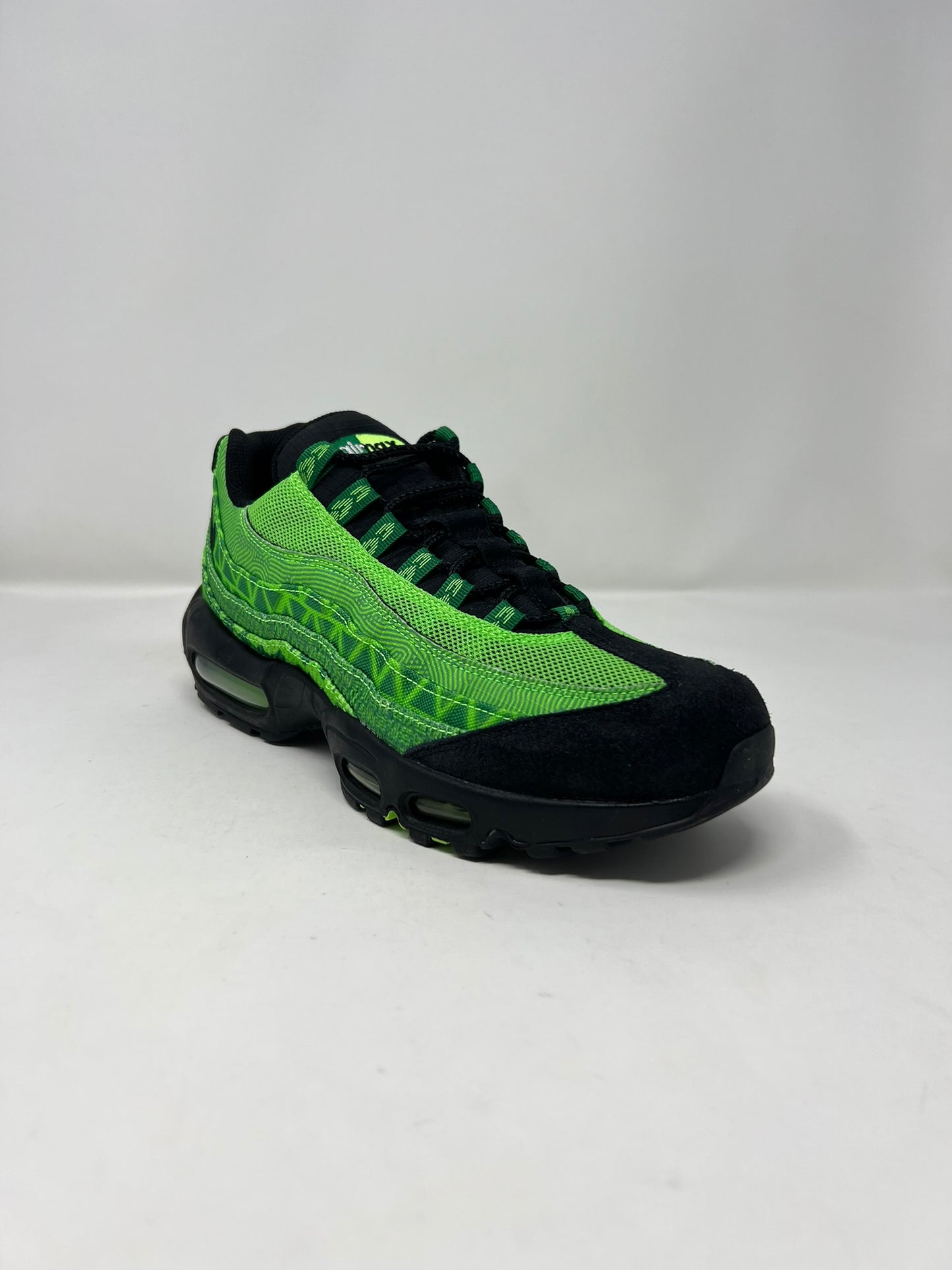 Nike Air Max 95 Naija UK8.5