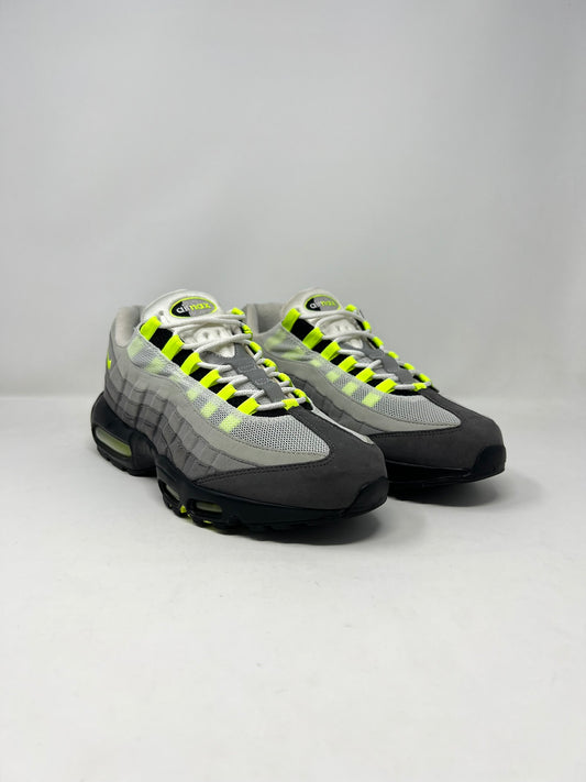 Nike Air Max 95 OG Neon 2015 UK10
