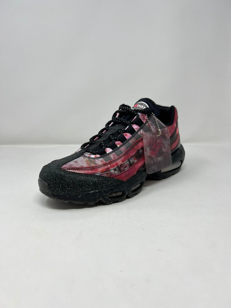 Nike Air Max 95 Cherry Blossom UK9 Brand New