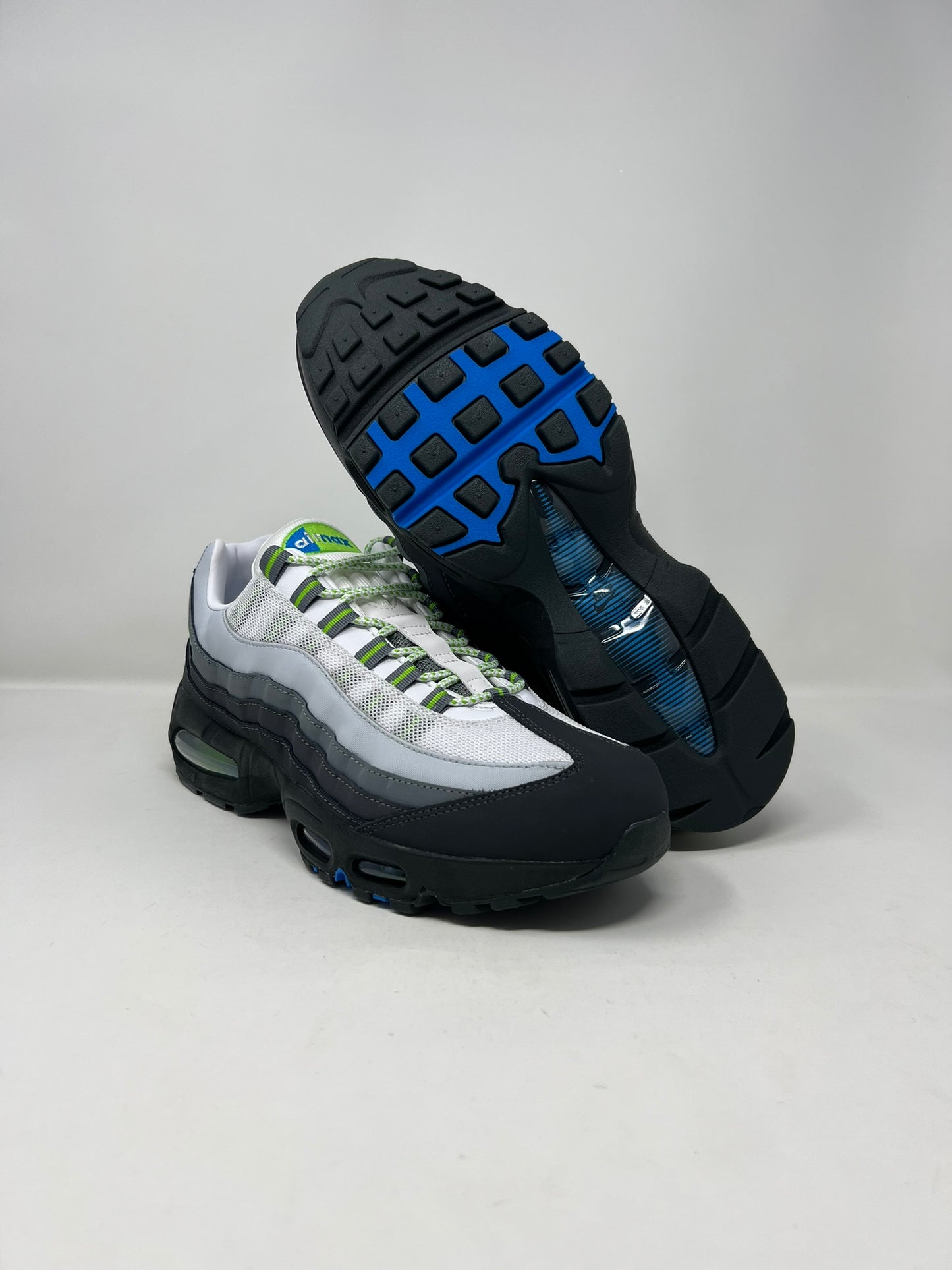 Nike Air Max 95 Apple Blue UK10.5 Brand New