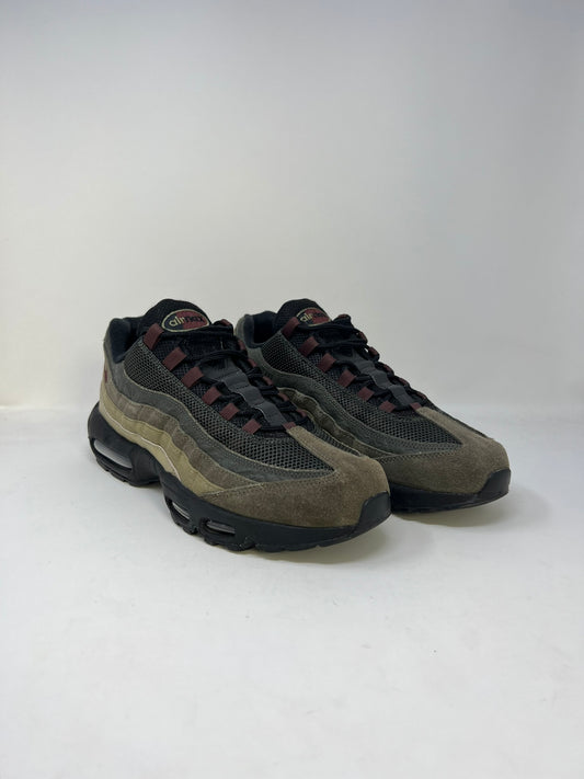 Nike Air Max 95 Black Earth UK11