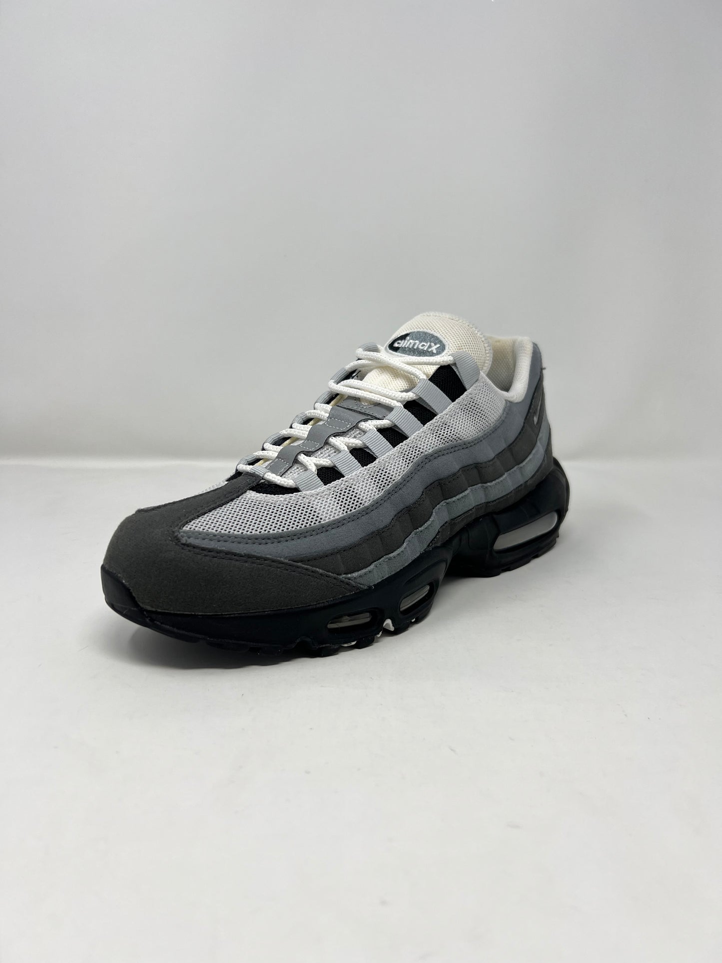 Nike Air Max 95 Jewel Swoosh Grey UK8