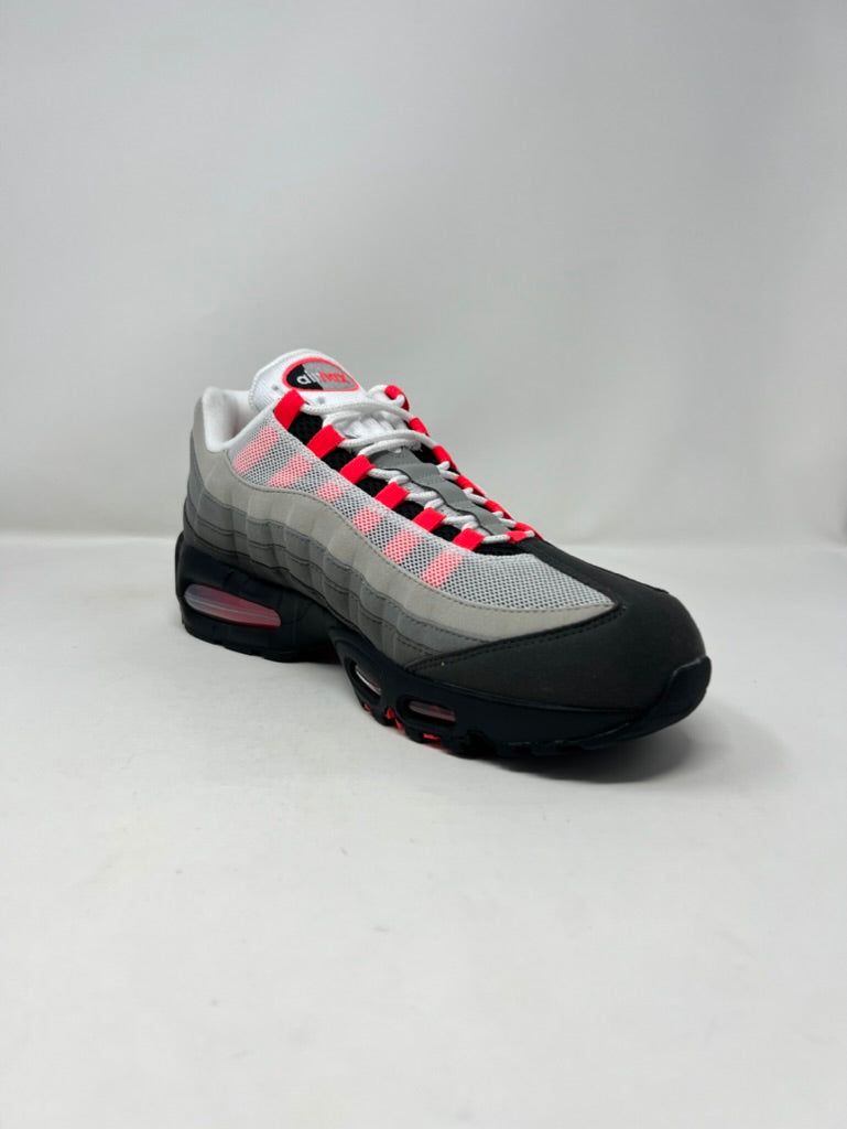 Nike Air Max Solar Red OG Solar Red UK11 Brand New