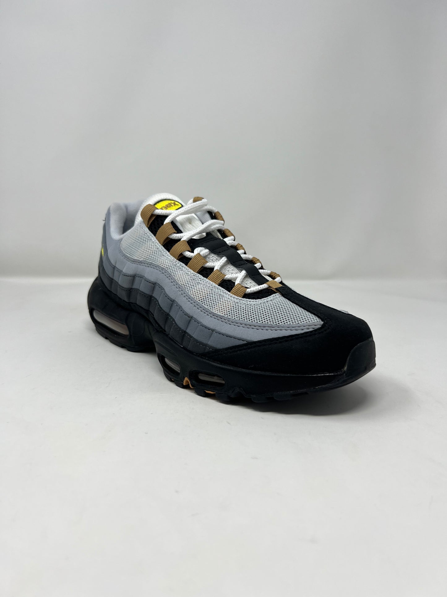 Nike Air Max 95 Yellow Strike UK9.5 Brand New