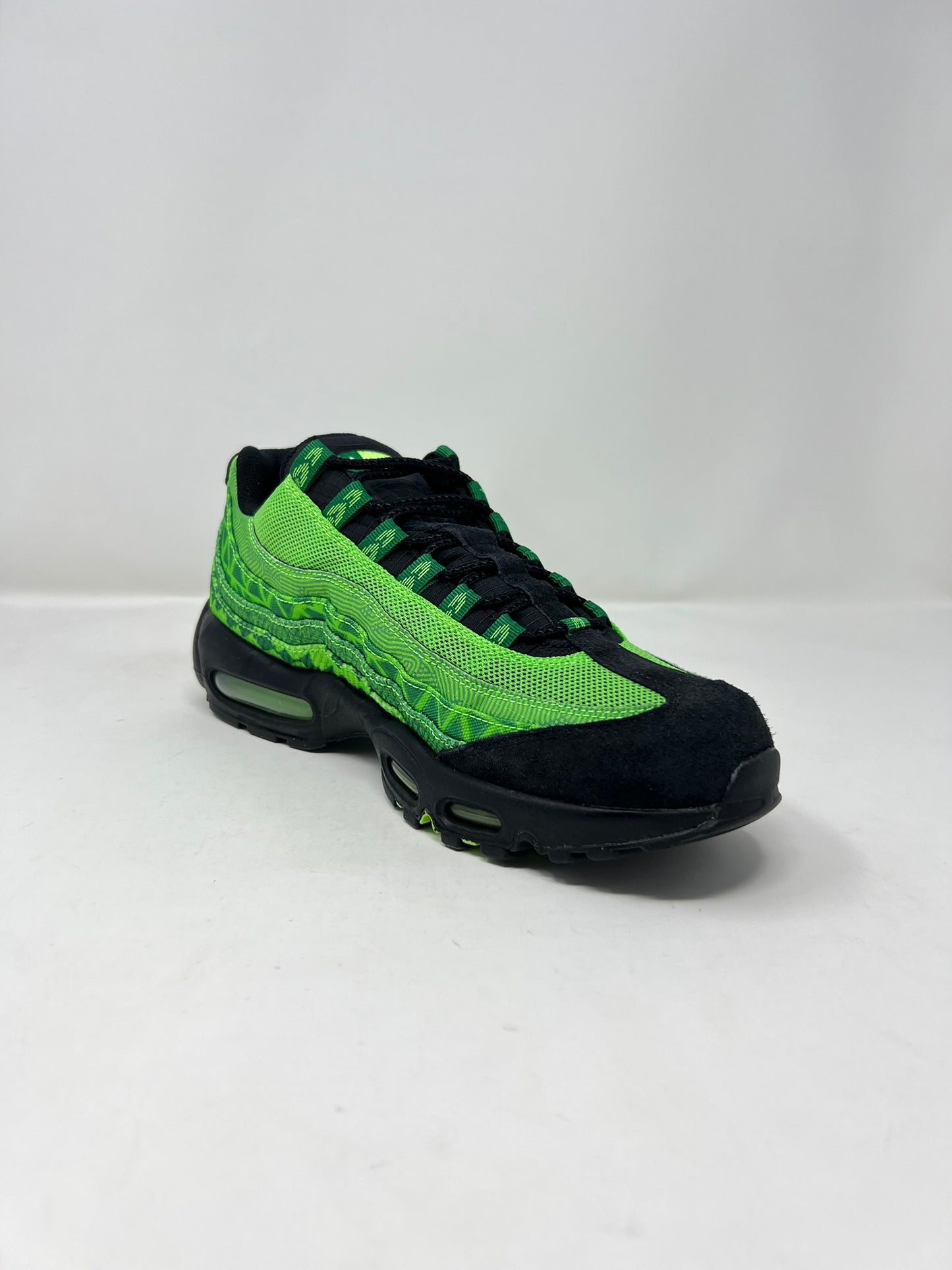 Nike Air Max 95 Naija UK8.5