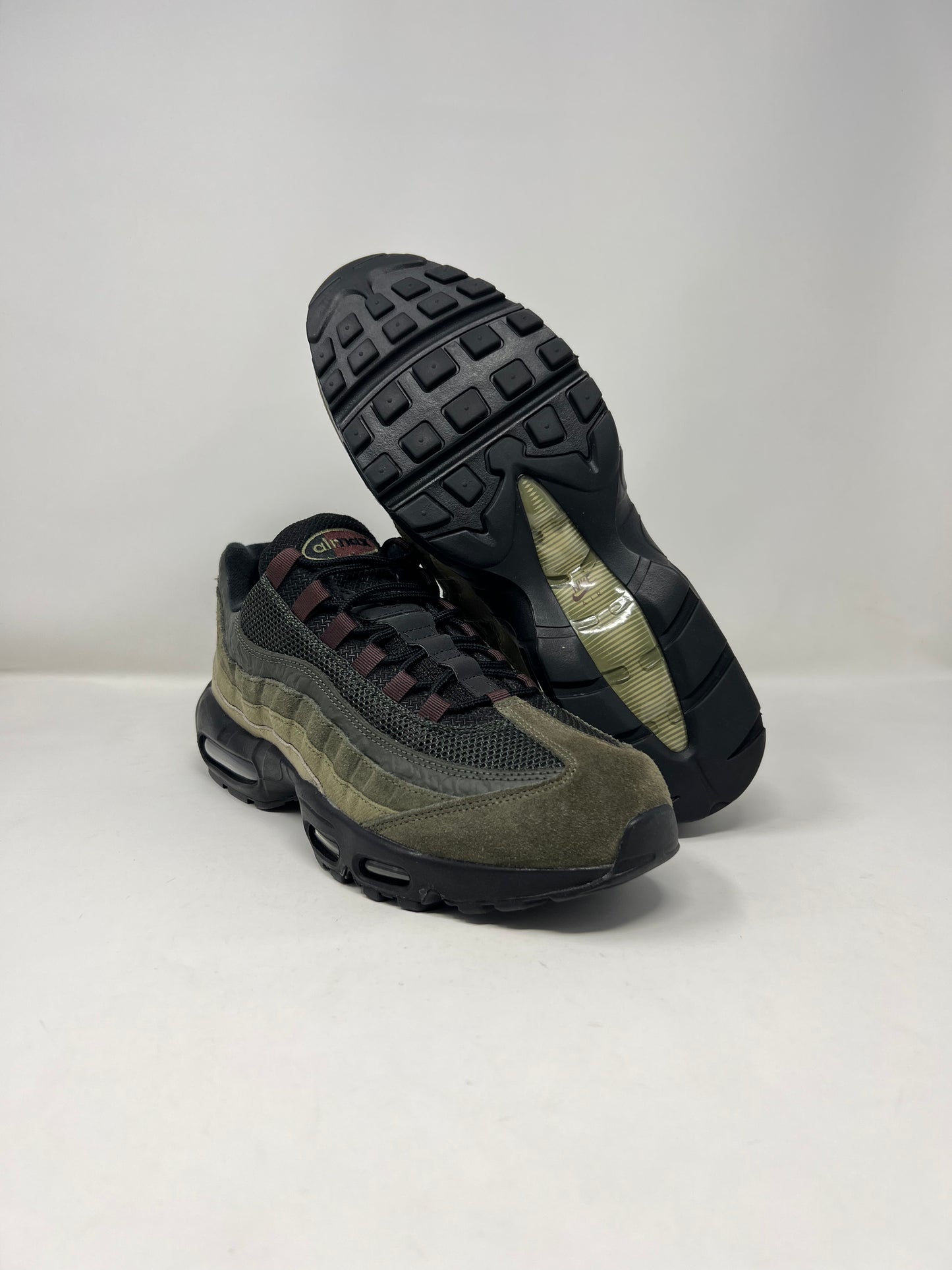 Nike Air Max 95 Black Earth UK11