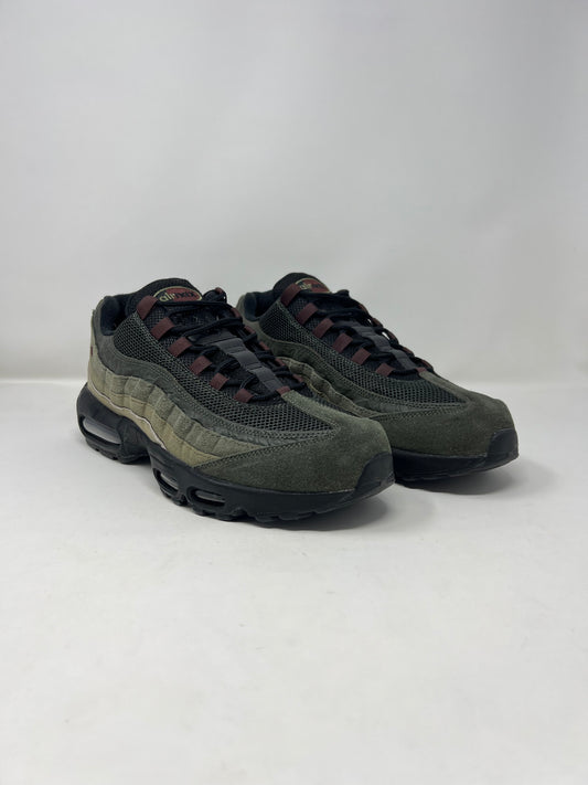 Nike Air Max 95 Black Earth UK11 Brand New