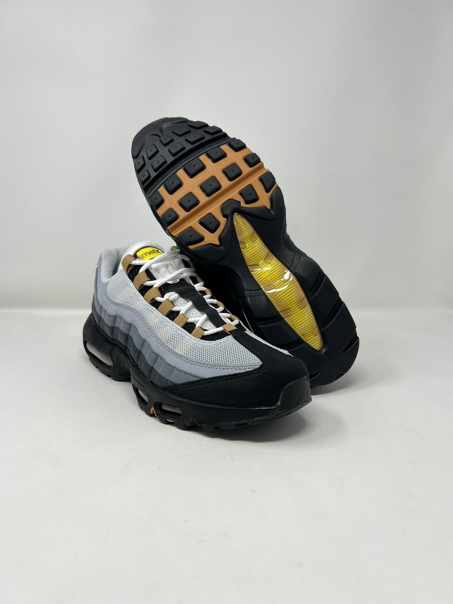 Nike Air Max 95 Yellow Strike UK9.5 Brand New